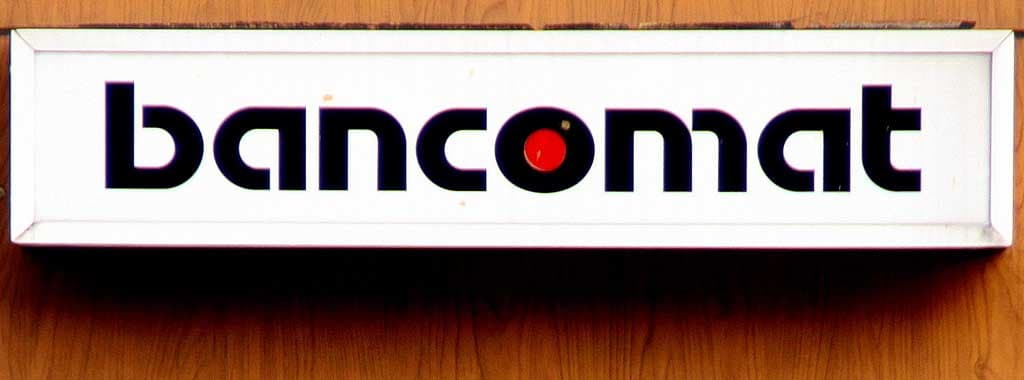 Banques, distributeurs automatiques de billets et changeurs de monnaie