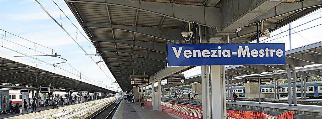 Reach Venezia Mestre FS from Marco Polo Airport